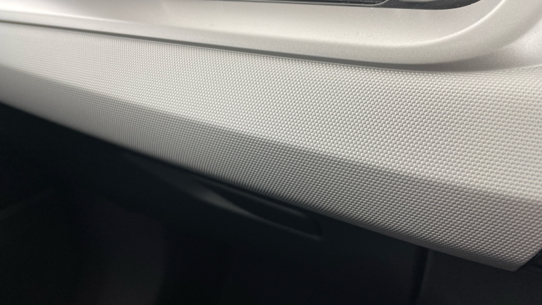 BMW 2 Series 220i MHT Sport 5dr DCT Petrol Hatchback